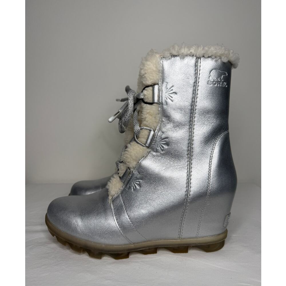 Sorel x Disney Collab Frozen Elsa Winter Boots Joan of Arctic 9.5 Rare